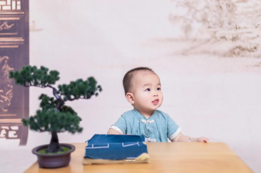 河池宝宝多大戒奶最好